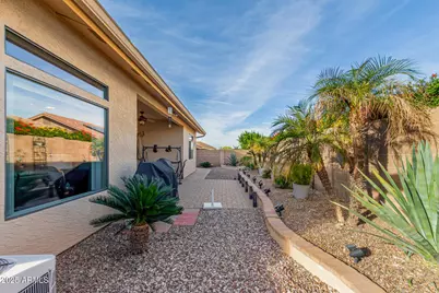 11048 E Nichols Avenue, Mesa, AZ 85209 - Photo 33