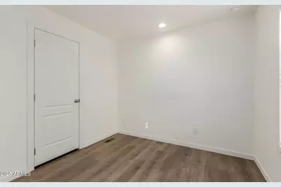 5201 W Camelback Road #E093, Phoenix, AZ 85031 - Photo 11