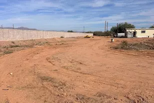 46638 N McKenzie Rd, San Tan Valley, AZ 85140 - Photo 3