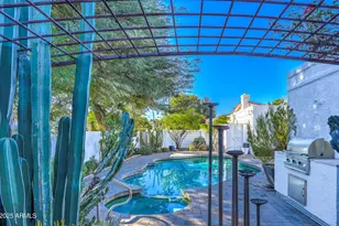 7337 E Echo Ln, Scottsdale, AZ 85258 - Photo 37