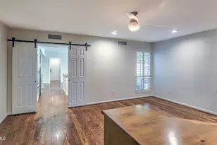 7337 E Echo Ln, Scottsdale, AZ 85258 - Photo 19