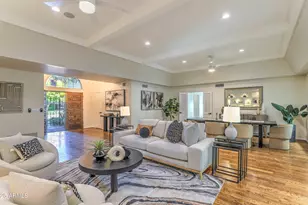 7337 E Echo Ln, Scottsdale, AZ 85258 - Photo 7