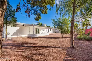 5237 E Dallas St, Mesa, AZ 85205 - Photo 23