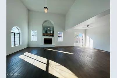 8200 W Orangewood Avenue, Glendale, AZ 85303 - Photo 37