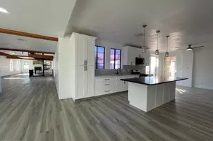 8200 W Orangewood Ave, Glendale, AZ 85303 - Photo 31