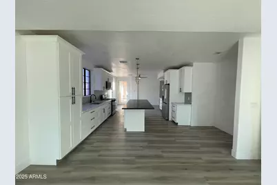 8200 W Orangewood Avenue, Glendale, AZ 85303 - Photo 27