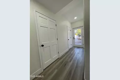 8200 W Orangewood Avenue, Glendale, AZ 85303 - Photo 33