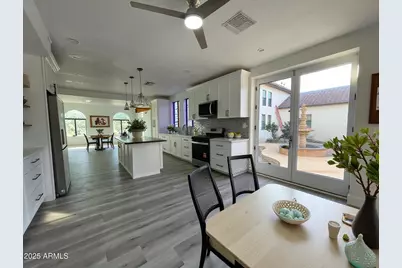 8200 W Orangewood Avenue, Glendale, AZ 85303 - Photo 25