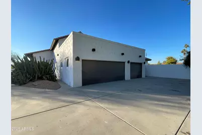 8200 W Orangewood Avenue, Glendale, AZ 85303 - Photo 5