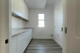 8200 W Orangewood Ave, Glendale, AZ 85303 - Photo 31