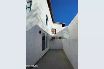 8200 W Orangewood Avenue, Glendale, AZ 85303 - Photo 93