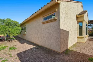 17517 W Pinnacle Vis Dr, Surprise, AZ 85387 - Photo 29