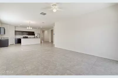 8621 S 257th Avenue, Buckeye, AZ 85326 - Photo 7