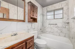 1418 W Keim Dr, Phoenix, AZ 85013 - Photo 23