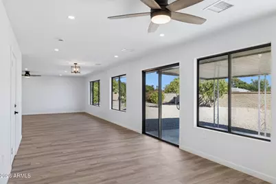 16201 N 99th Drive, Sun City, AZ 85351 - Photo 15