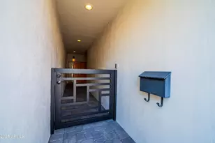 3514 North 25th Pl, Phoenix, AZ 85016 - Photo 5