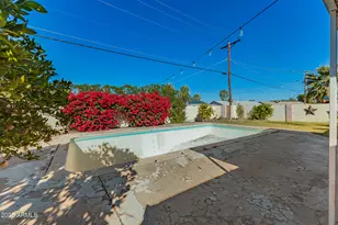 8102 E Monte Vista Rd, Scottsdale, AZ 85257 - Photo 19