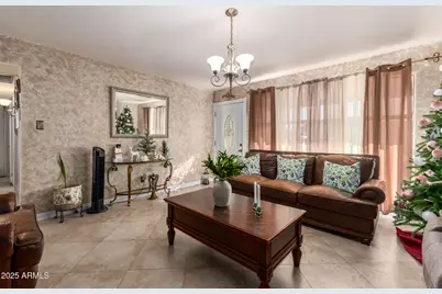 8102 E Monte Vista Road, Scottsdale, AZ 85257 - Photo 5