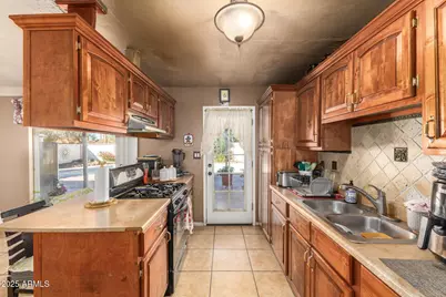 8102 E Monte Vista Road, Scottsdale, AZ 85257 - Photo 7