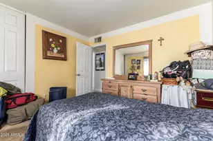 8102 E Monte Vista Rd, Scottsdale, AZ 85257 - Photo 15