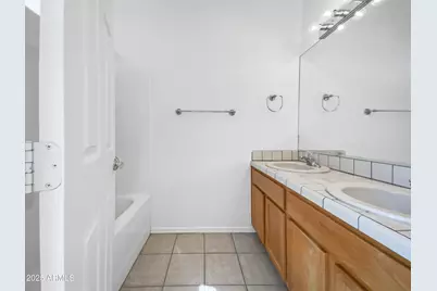 8864 E Rainier Drive, Gold Canyon, AZ 85118 - Photo 7