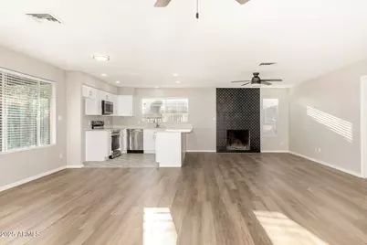 2207 W Portobello Avenue, Mesa, AZ 85202 - Photo 11