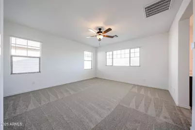 25109 N 75th Lane, Peoria, AZ 85383 - Photo 11