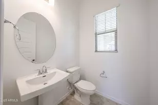 25109 N 75th Ln, Peoria, AZ 85383 - Photo 9