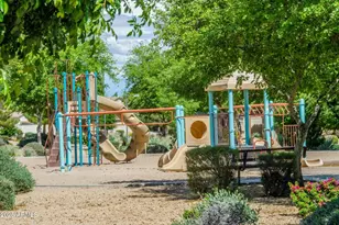 939 S Roca St, Gilbert, AZ 85296 - Photo 35