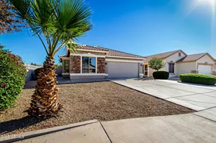 939 S Roca St, Gilbert, AZ 85296 - Photo 3
