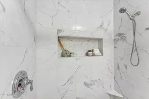 10806 W Cameo Dr, Sun City, AZ 85351 - Photo 9