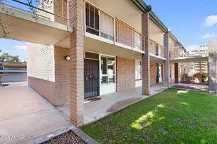 3737 E Turney Ave, Phoenix, AZ 85018 - Photo 3