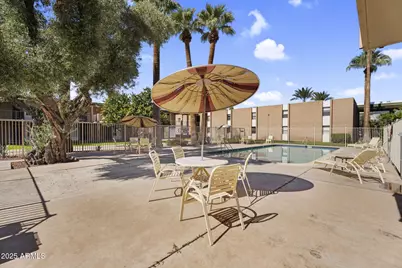 3737 E Turney Avenue #120, Phoenix, AZ 85018 - Photo 29