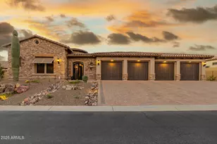 2312 N Steele Cir, Mesa, AZ 85207 - Photo 3