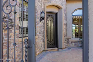 2312 N Steele Cir, Mesa, AZ 85207 - Photo 9