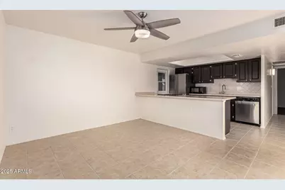 8450 E Indianola Avenue, Scottsdale, AZ 85251 - Photo 7