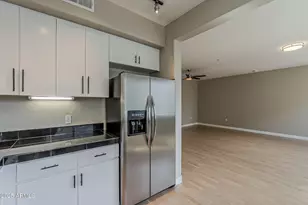 615 E Portland St, Phoenix, AZ 85004 - Photo 15