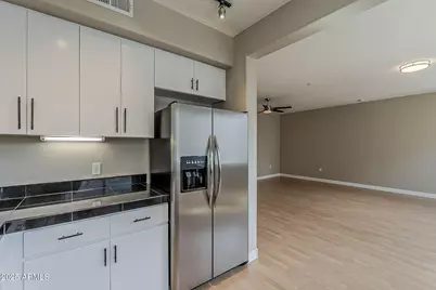615 E Portland Street #Unit 277, Phoenix, AZ 85004 - Photo 15