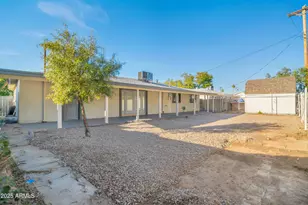 5827 W Rosewood Ln, Phoenix, AZ 85031 - Photo 17