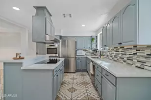 5827 W Rosewood Ln, Phoenix, AZ 85031 - Photo 1