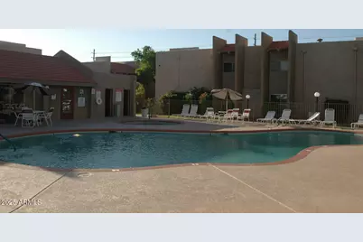 5525 E Thomas Road #F18, Phoenix, AZ 85018 - Photo 1