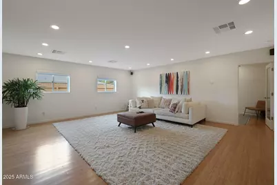 2226 E Fairmount Avenue, Phoenix, AZ 85016 - Photo 15