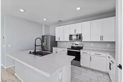 613 E Elm Lane, Avondale, AZ 85323 - Photo 17