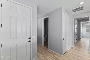 613 E Elm Ln, Avondale, AZ 85323 - Photo 9