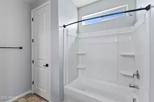 613 E Elm Ln, Avondale, AZ 85323 - Photo 23