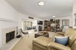 10630 W Tropicana Cir, Sun City, AZ 85351 - Photo 7