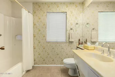 10630 W Tropicana Circle, Sun City, AZ 85351 - Photo 23