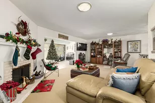 10630 W Tropicana Cir, Sun City, AZ 85351 - Photo 7