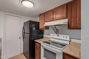 5044 N 40th Ave, Phoenix, AZ 85019 - Photo 13