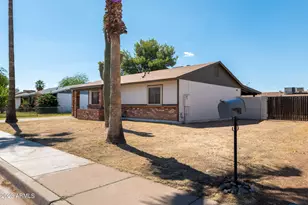 964 W Hackamore St, Mesa, AZ 85201 - Photo 3